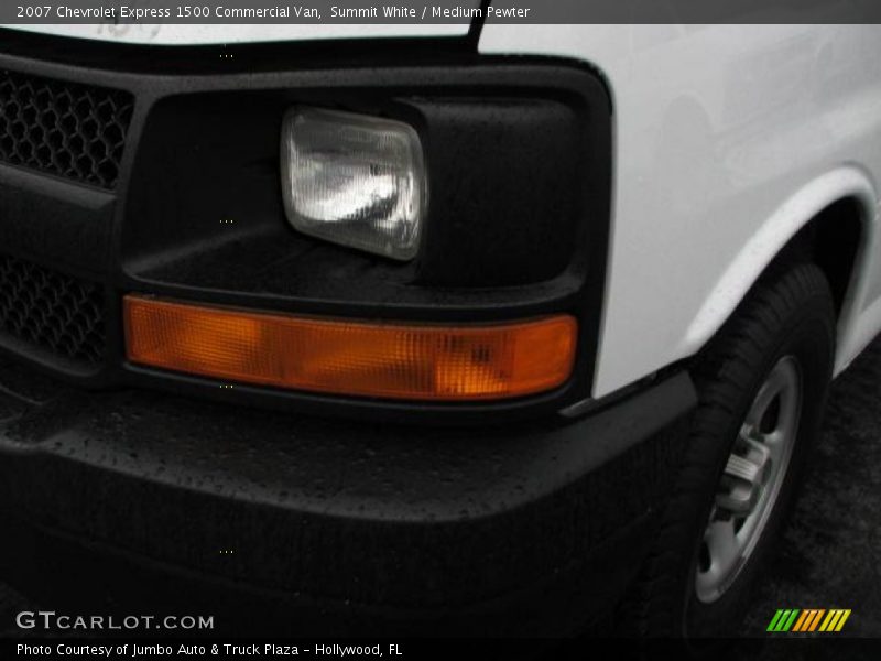 Summit White / Medium Pewter 2007 Chevrolet Express 1500 Commercial Van
