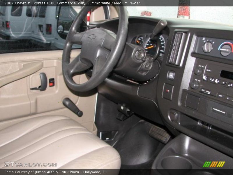 Summit White / Medium Pewter 2007 Chevrolet Express 1500 Commercial Van