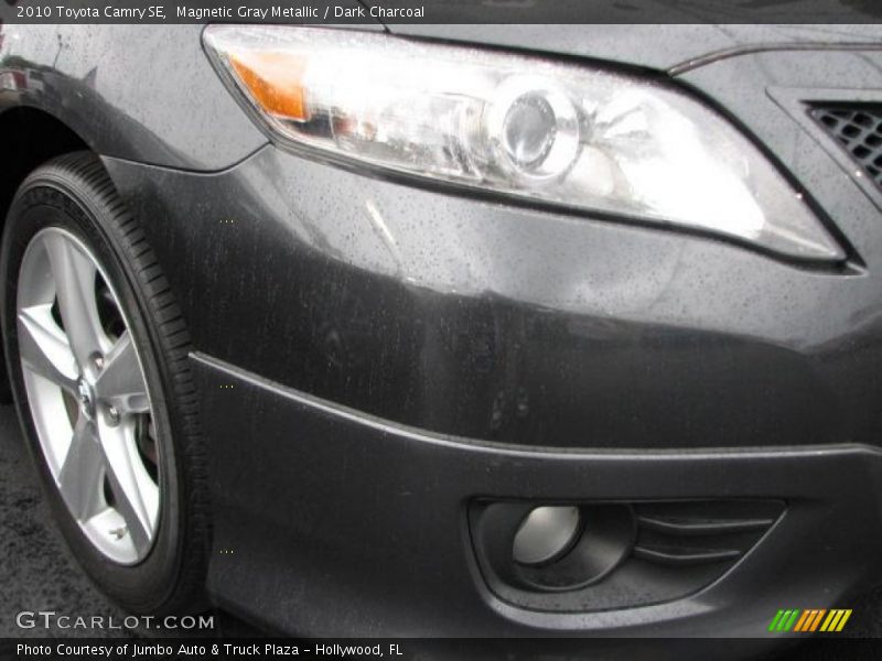 Magnetic Gray Metallic / Dark Charcoal 2010 Toyota Camry SE