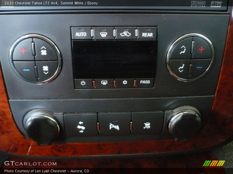 Summit White / Ebony 2010 Chevrolet Tahoe LTZ 4x4