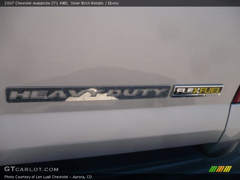 Silver Birch Metallic / Ebony 2007 Chevrolet Avalanche Z71 4WD
