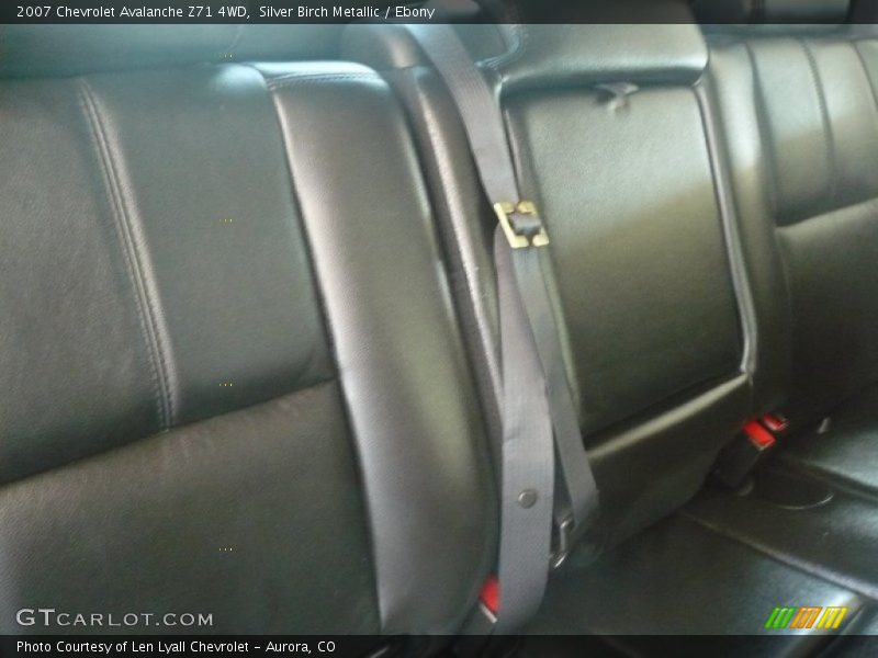 Silver Birch Metallic / Ebony 2007 Chevrolet Avalanche Z71 4WD