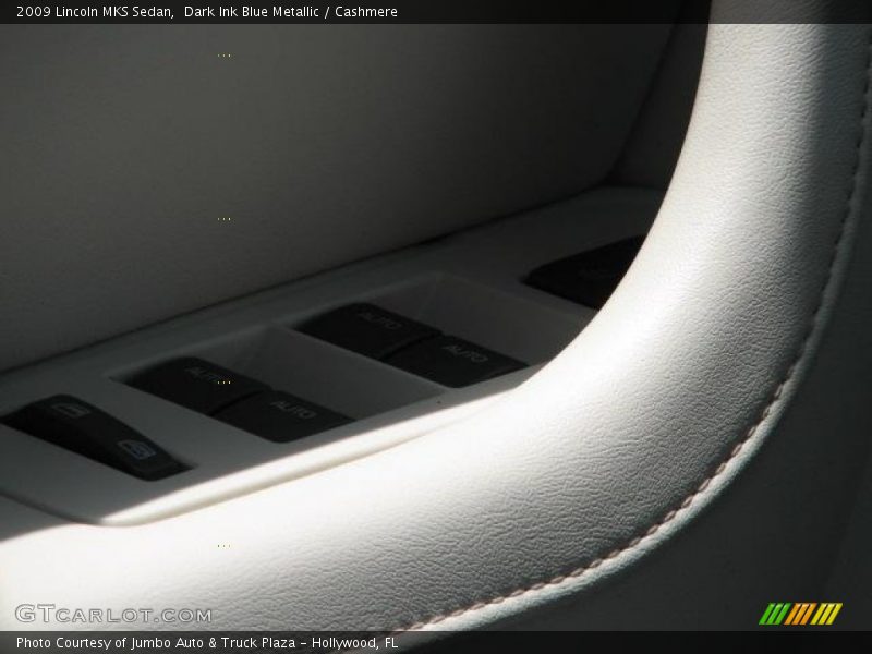 Dark Ink Blue Metallic / Cashmere 2009 Lincoln MKS Sedan