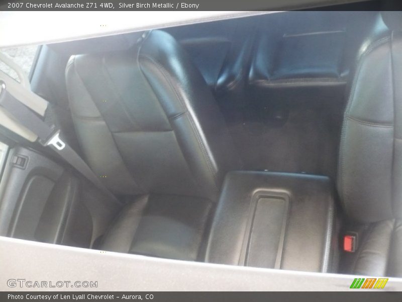Silver Birch Metallic / Ebony 2007 Chevrolet Avalanche Z71 4WD