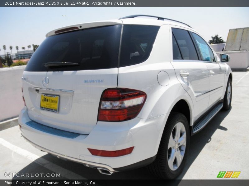 Arctic White / Cashmere 2011 Mercedes-Benz ML 350 BlueTEC 4Matic