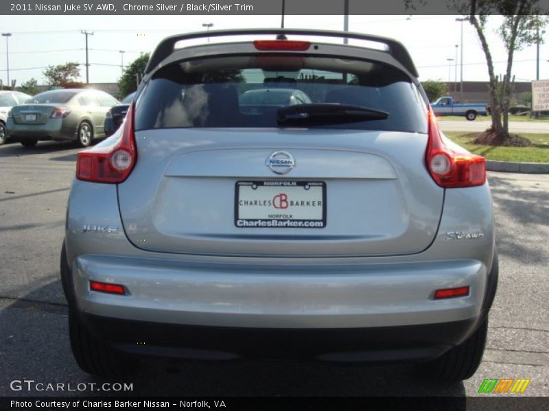 Chrome Silver / Black/Silver Trim 2011 Nissan Juke SV AWD