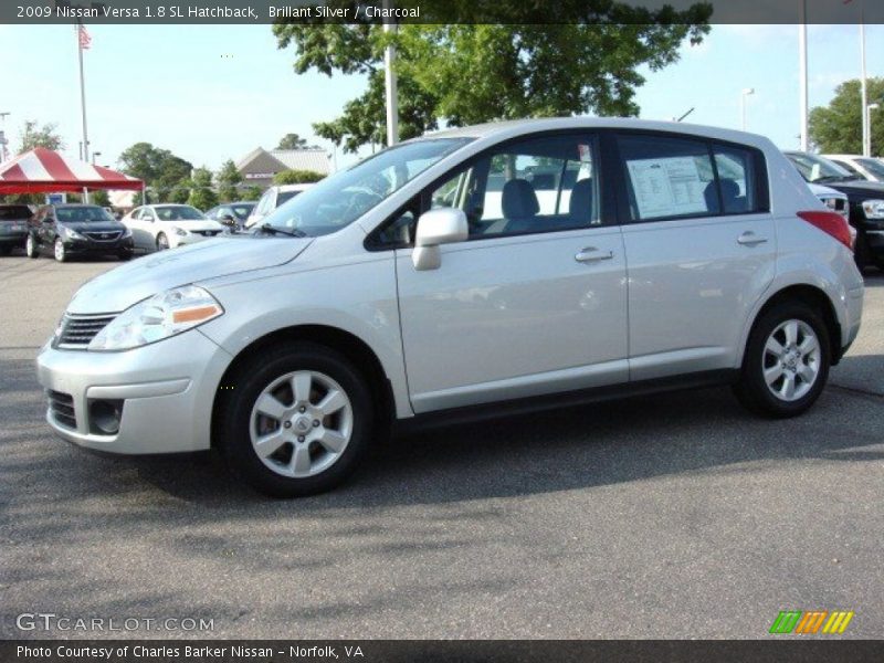 Brillant Silver / Charcoal 2009 Nissan Versa 1.8 SL Hatchback