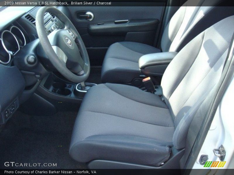 Brillant Silver / Charcoal 2009 Nissan Versa 1.8 SL Hatchback