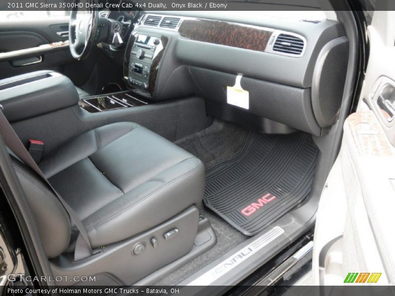 Onyx Black / Ebony 2011 GMC Sierra 3500HD Denali Crew Cab 4x4 Dually