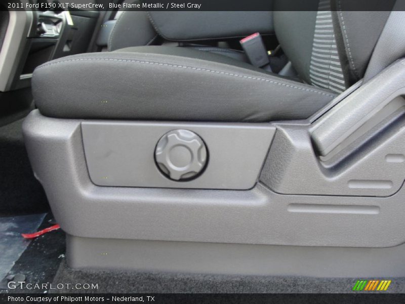 Blue Flame Metallic / Steel Gray 2011 Ford F150 XLT SuperCrew
