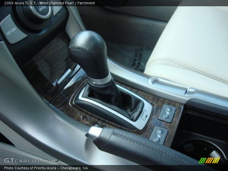 White Diamond Pearl / Parchment 2009 Acura TL 3.5