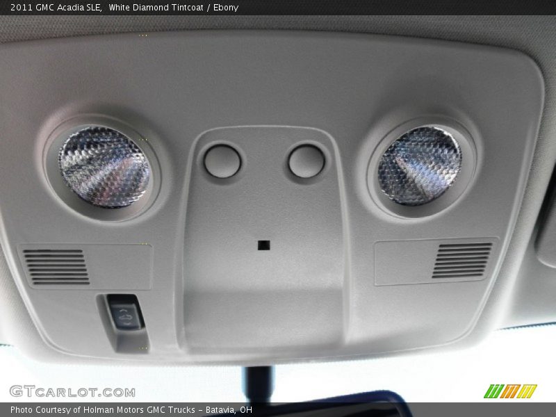 White Diamond Tintcoat / Ebony 2011 GMC Acadia SLE