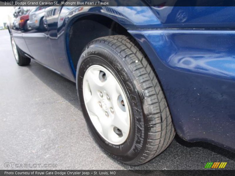 Midnight Blue Pearl / Taupe 2003 Dodge Grand Caravan SE