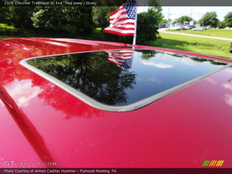 Sunroof of 2008 TrailBlazer SS 4x4