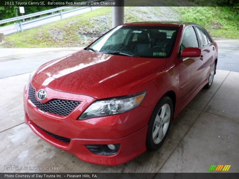 Barcelona Red Metallic / Dark Charcoal 2011 Toyota Camry SE