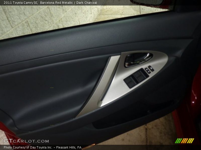 Barcelona Red Metallic / Dark Charcoal 2011 Toyota Camry SE