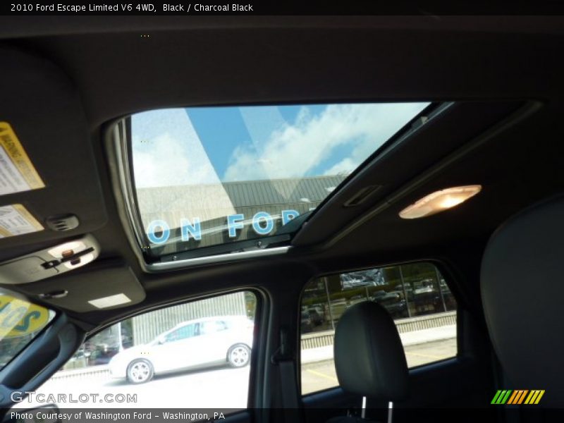 Black / Charcoal Black 2010 Ford Escape Limited V6 4WD
