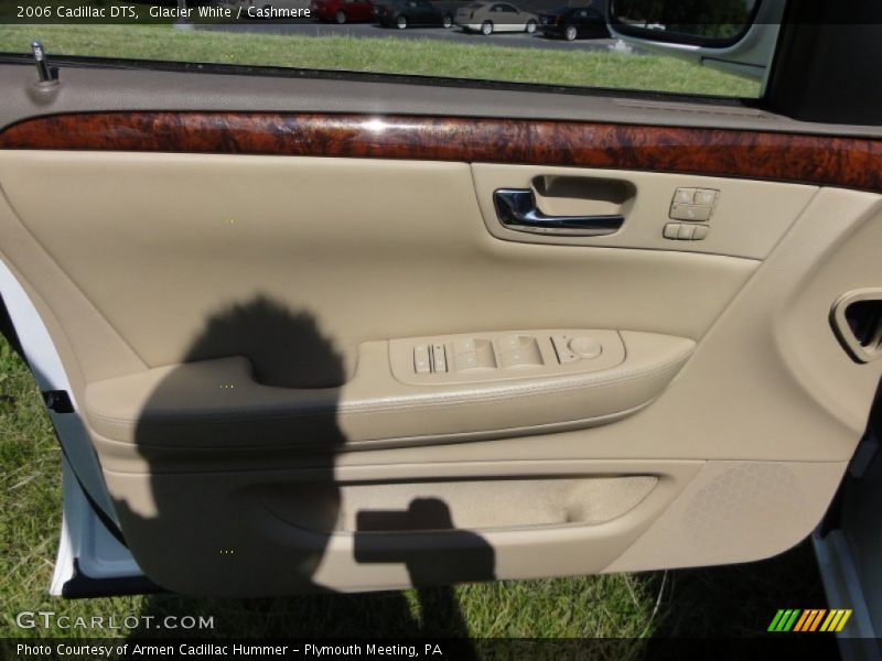 Glacier White / Cashmere 2006 Cadillac DTS