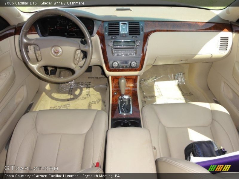 Glacier White / Cashmere 2006 Cadillac DTS