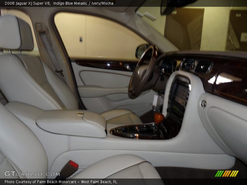  2008 XJ Super V8 Ivory/Mocha Interior