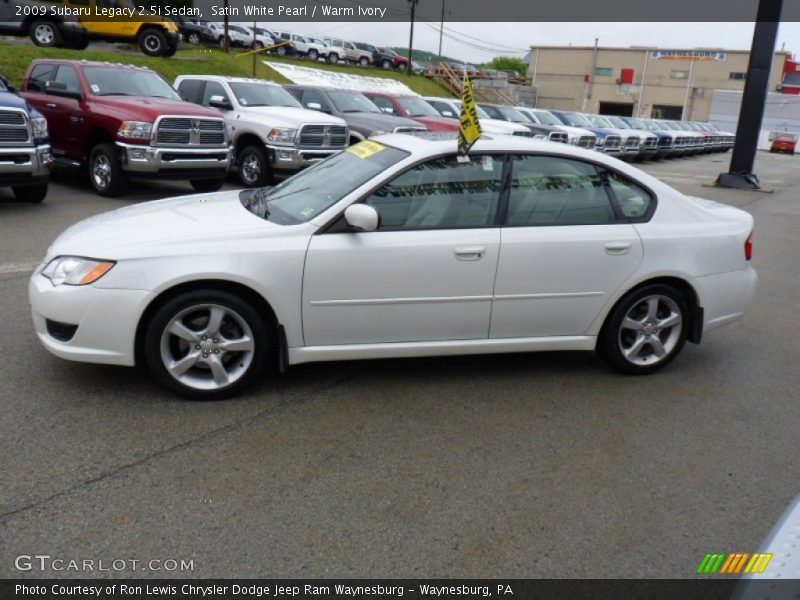 Satin White Pearl / Warm Ivory 2009 Subaru Legacy 2.5i Sedan