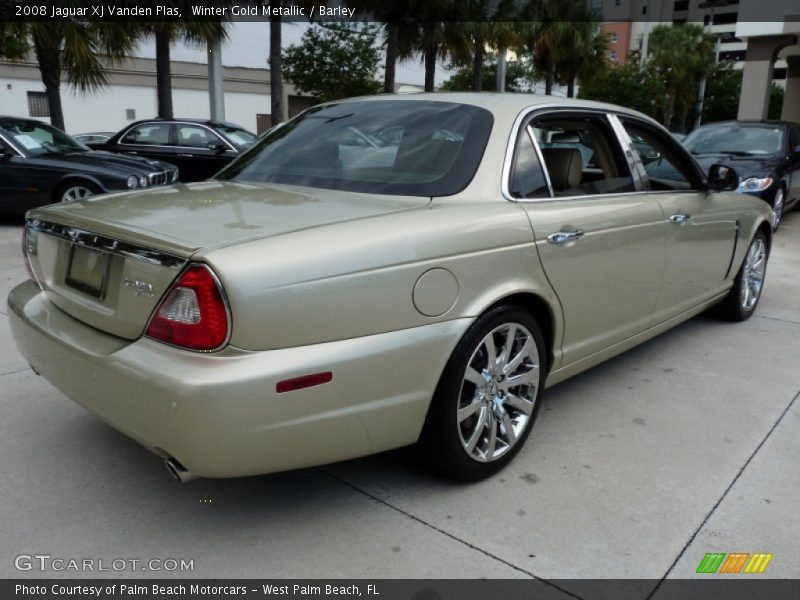 Winter Gold Metallic / Barley 2008 Jaguar XJ Vanden Plas