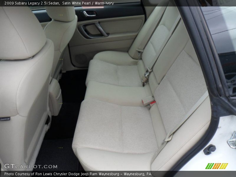 Satin White Pearl / Warm Ivory 2009 Subaru Legacy 2.5i Sedan