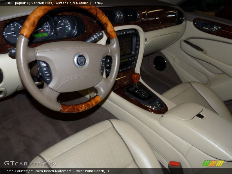 Winter Gold Metallic / Barley 2008 Jaguar XJ Vanden Plas