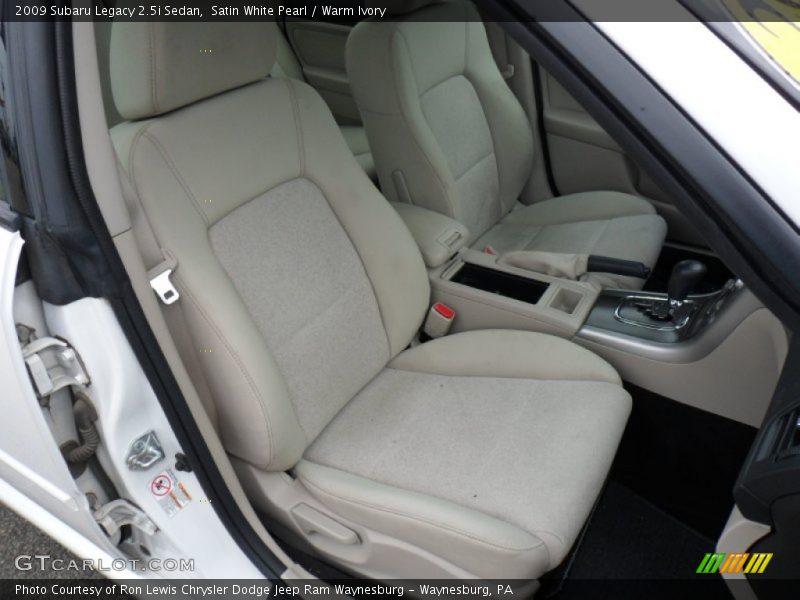 Satin White Pearl / Warm Ivory 2009 Subaru Legacy 2.5i Sedan