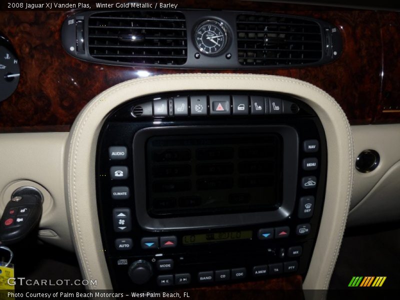 Winter Gold Metallic / Barley 2008 Jaguar XJ Vanden Plas