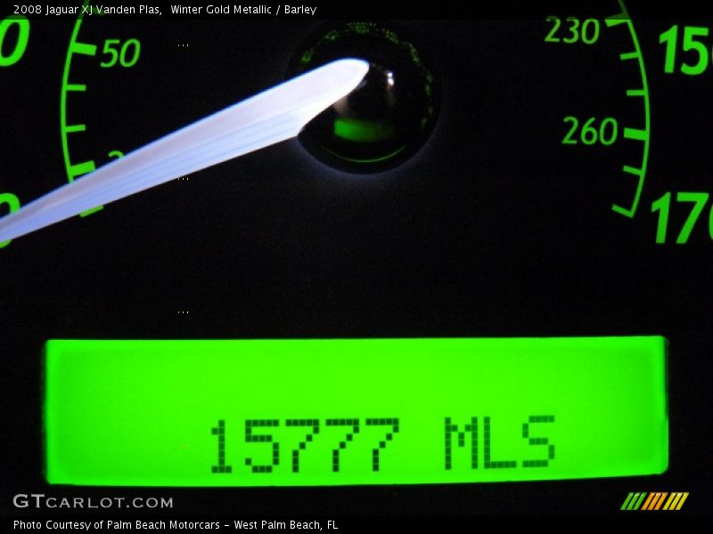 Winter Gold Metallic / Barley 2008 Jaguar XJ Vanden Plas