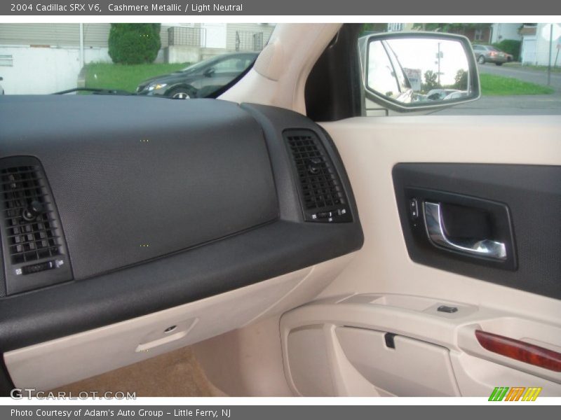 Cashmere Metallic / Light Neutral 2004 Cadillac SRX V6