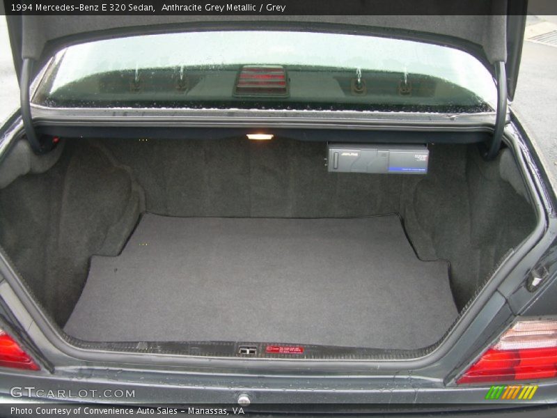  1994 E 320 Sedan Trunk