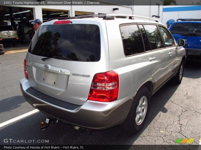 Millennium Silver Metallic / Charcoal 2001 Toyota Highlander V6