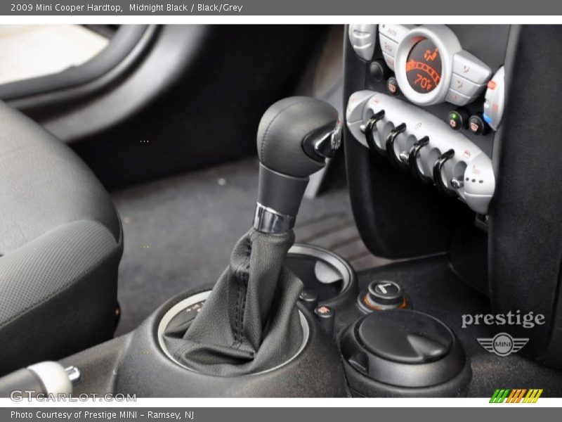 Midnight Black / Black/Grey 2009 Mini Cooper Hardtop