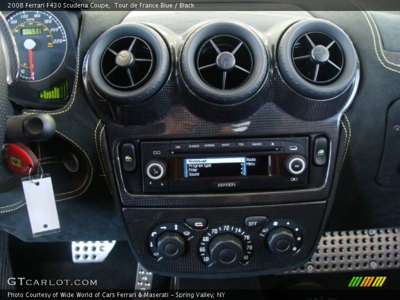 Controls of 2008 F430 Scuderia Coupe