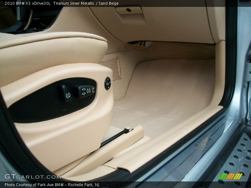 Titanium Silver Metallic / Sand Beige 2010 BMW X3 xDrive30i