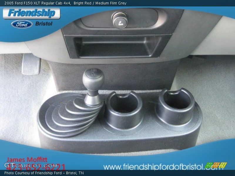 Bright Red / Medium Flint Grey 2005 Ford F150 XLT Regular Cab 4x4