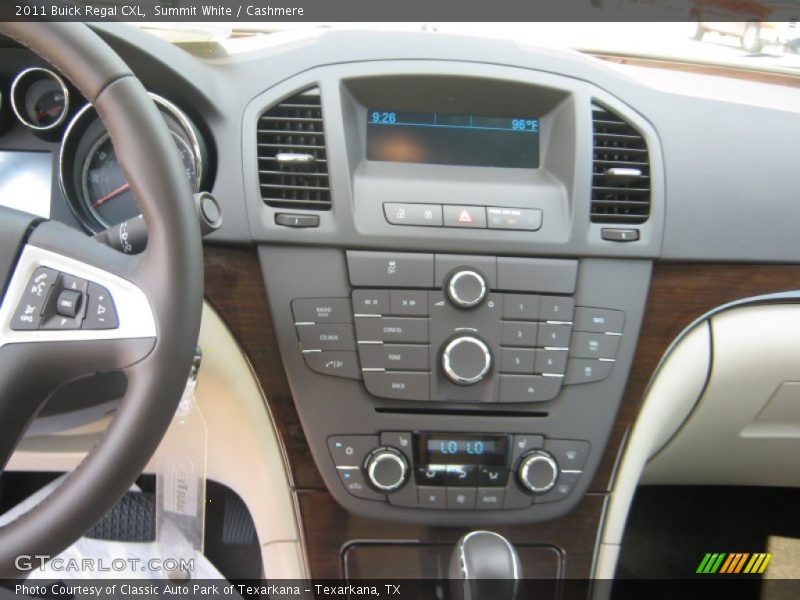 Summit White / Cashmere 2011 Buick Regal CXL