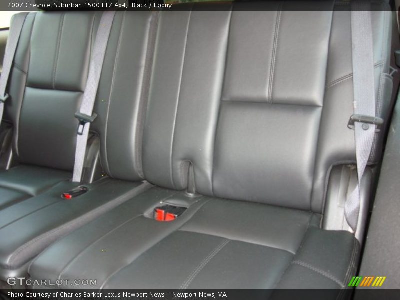  2007 Suburban 1500 LTZ 4x4 Ebony Interior