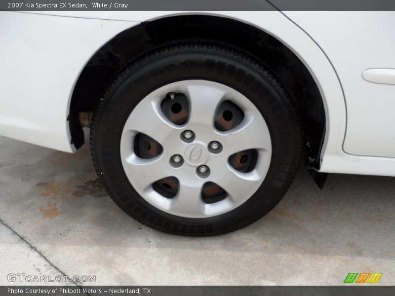 White / Gray 2007 Kia Spectra EX Sedan
