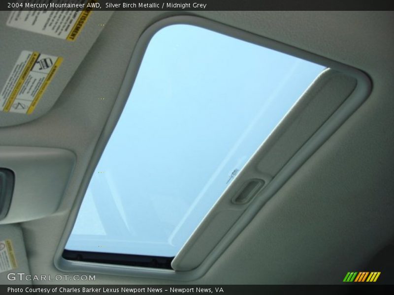 Silver Birch Metallic / Midnight Grey 2004 Mercury Mountaineer AWD