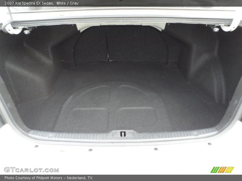 White / Gray 2007 Kia Spectra EX Sedan