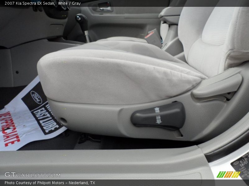 White / Gray 2007 Kia Spectra EX Sedan