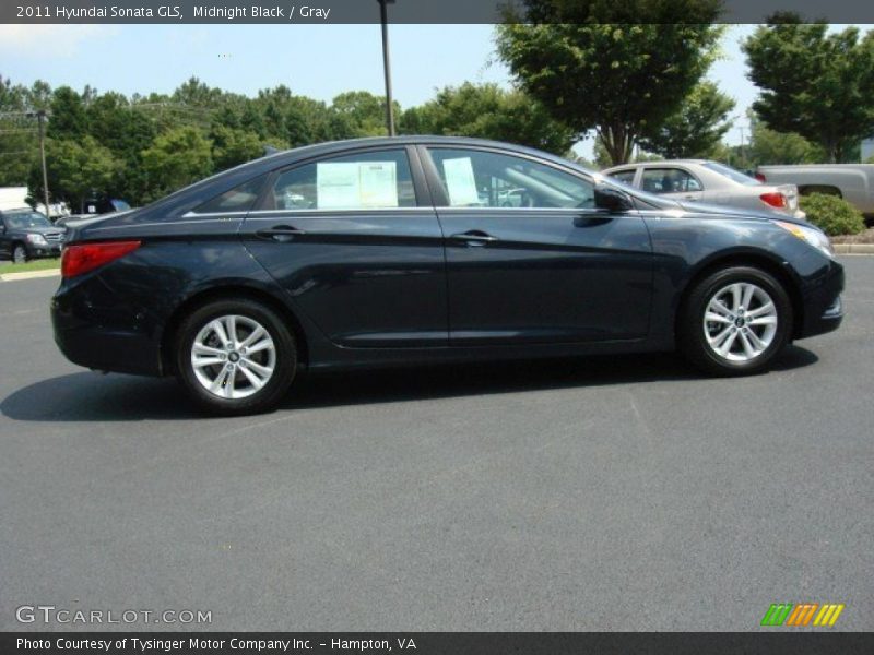 Midnight Black / Gray 2011 Hyundai Sonata GLS