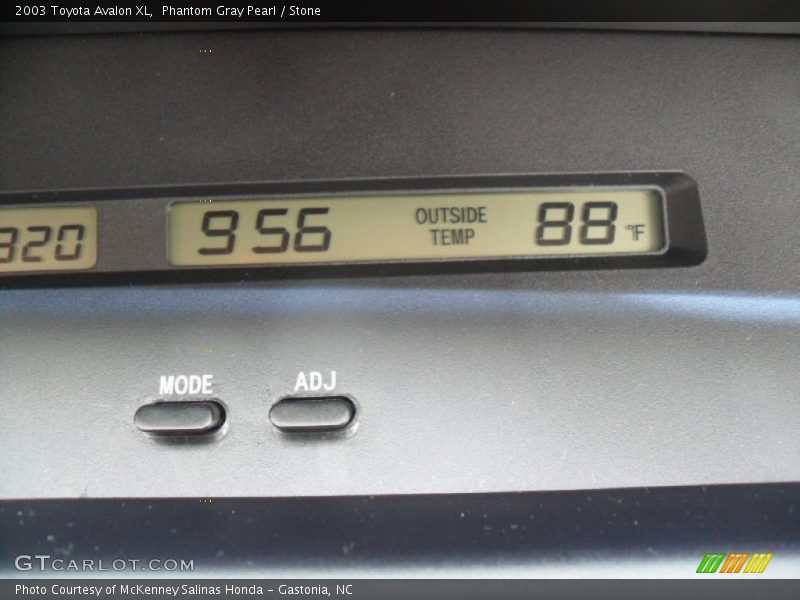 Phantom Gray Pearl / Stone 2003 Toyota Avalon XL