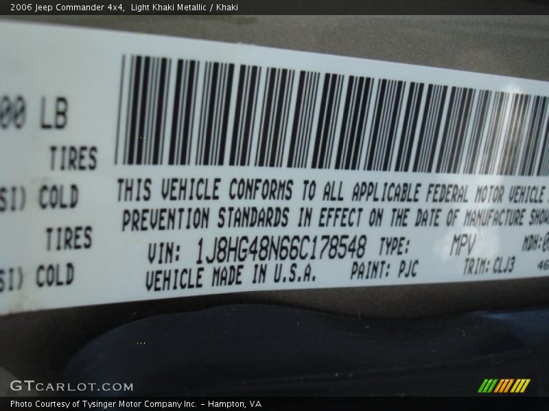 Light Khaki Metallic / Khaki 2006 Jeep Commander 4x4
