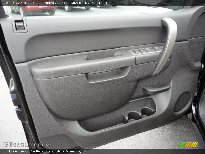 Door Panel of 2011 Sierra 1500 Extended Cab 4x4