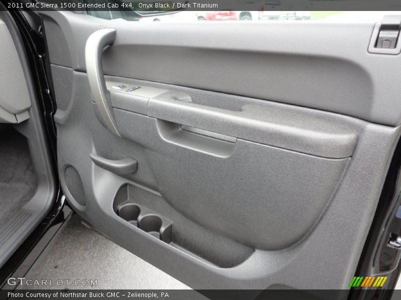 Door Panel of 2011 Sierra 1500 Extended Cab 4x4