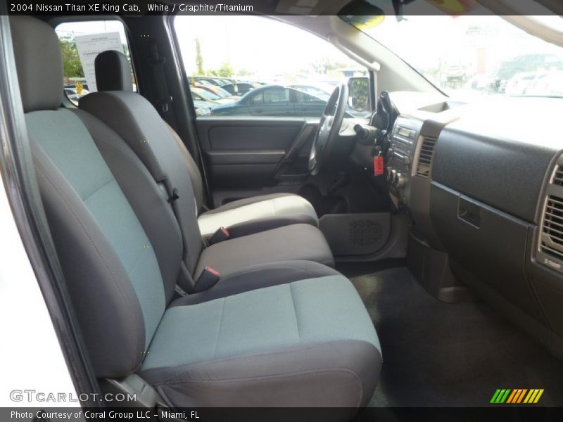 White / Graphite/Titanium 2004 Nissan Titan XE King Cab